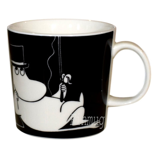 Muumimuki: Muumipappa tuumiskelee musta mummi pappa svart muminpappa moomin pappa black